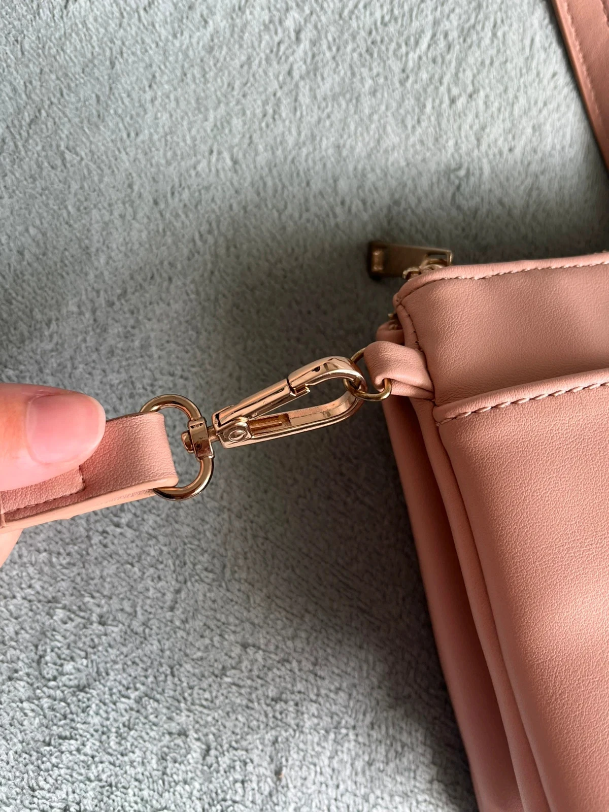 MOA pink powdery shoulder bag new – photo 9